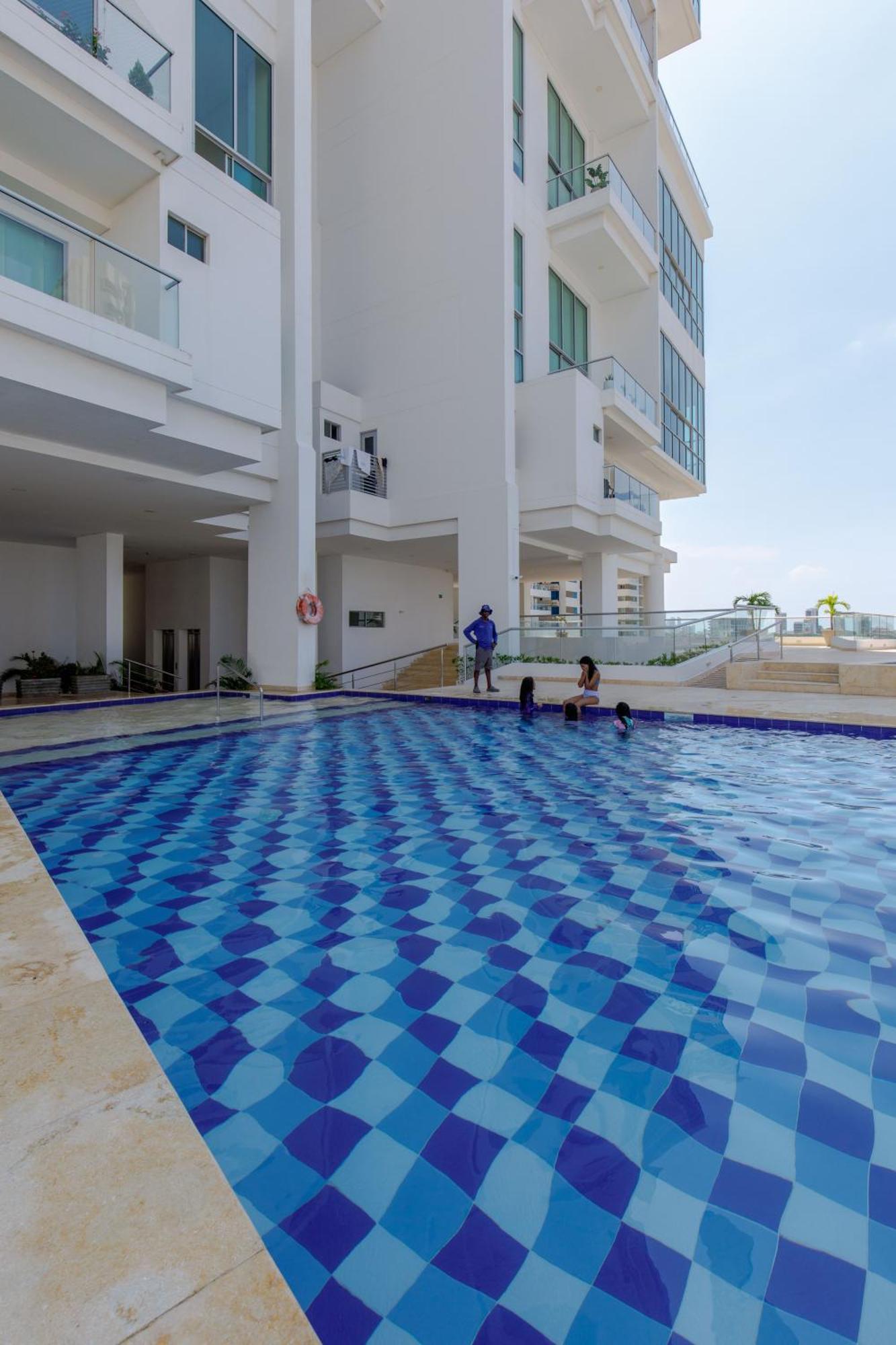 Apartamentos Cartagena Marbella Suite Exterior photo