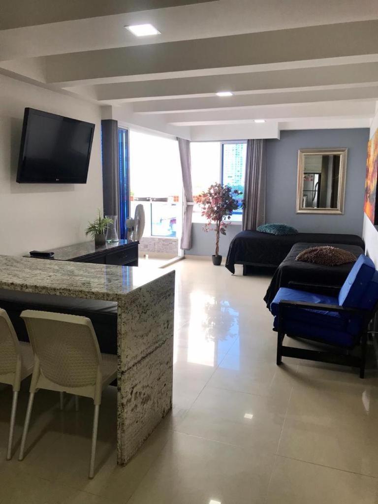 Apartamentos Cartagena Marbella Suite Exterior photo
