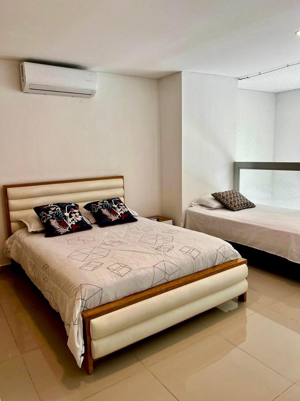 Apartamentos Cartagena Marbella Suite Exterior photo